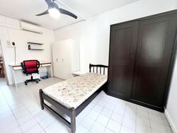 Blk 450 Tampines Street 42 (Tampines), HDB 4 Rooms #573875821